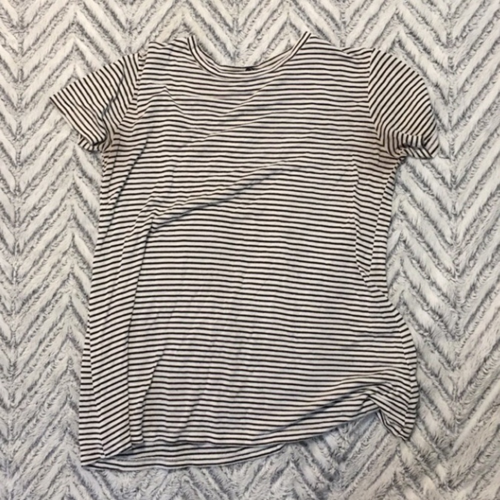 STRIPED TEE